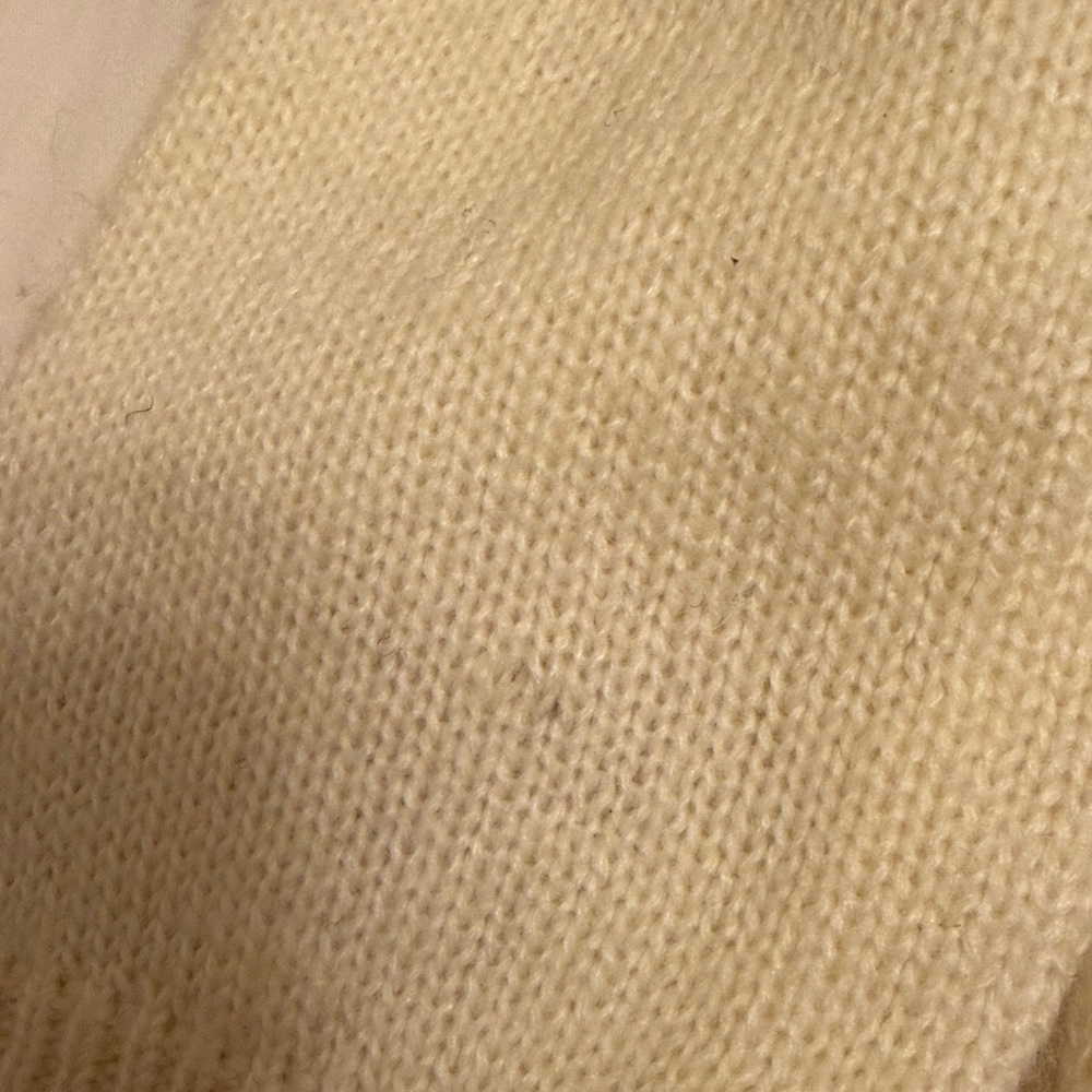 Brandy Melville St. George Cream Scalloped Sweater - Picture 3 of 6